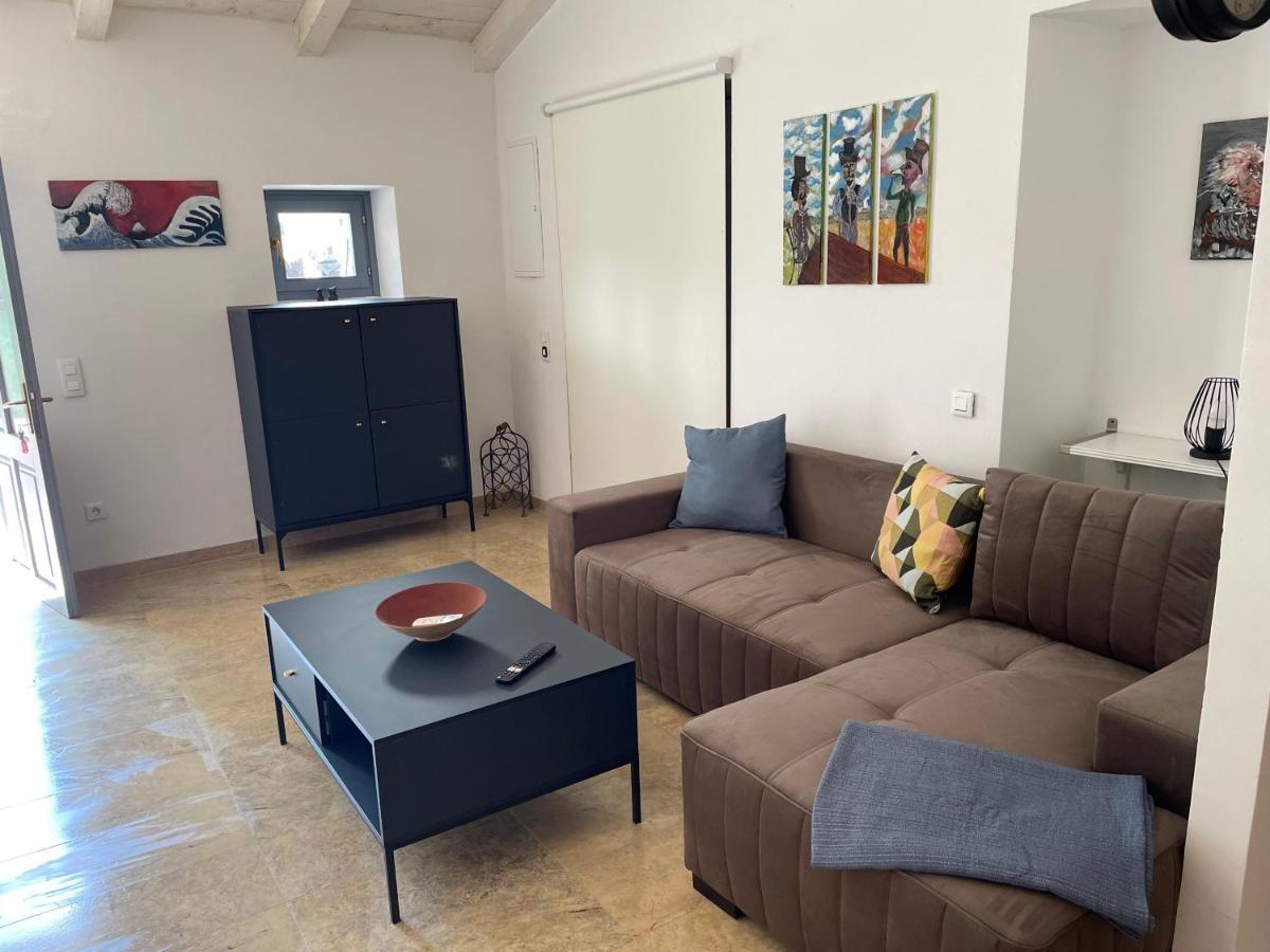 Holiday Home Ava1 With Pool & Holiday Home Ava2 With Whirlpool Baderna Екстериор снимка